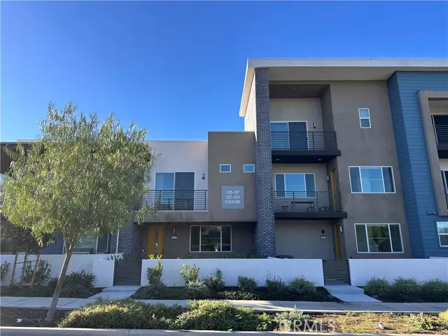 Irvine, CA 92618,115 Culture