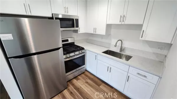 Costa Mesa, CA 92626,988 El Camino Drive