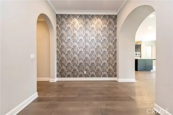 Irvine, CA 92602,114 Bridle