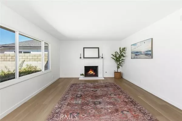 Westminster, CA 92683,13392 Anawood Way