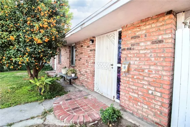 Long Beach, CA 90805,6271 Cherry Avenue