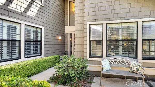 Irvine, CA 92604,30 Pinewood