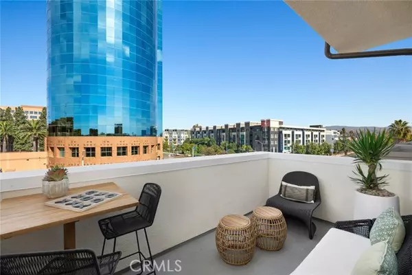 1818 E. 1st Street, Santa Ana, CA 92705