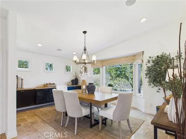 Newport Beach, CA 92660,519 Vista Flora