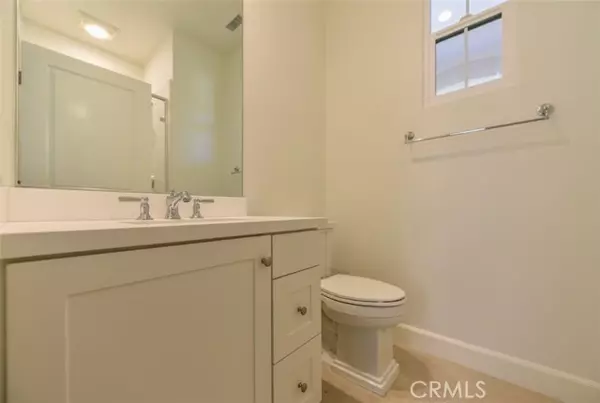 Irvine, CA 92620,110 tartan