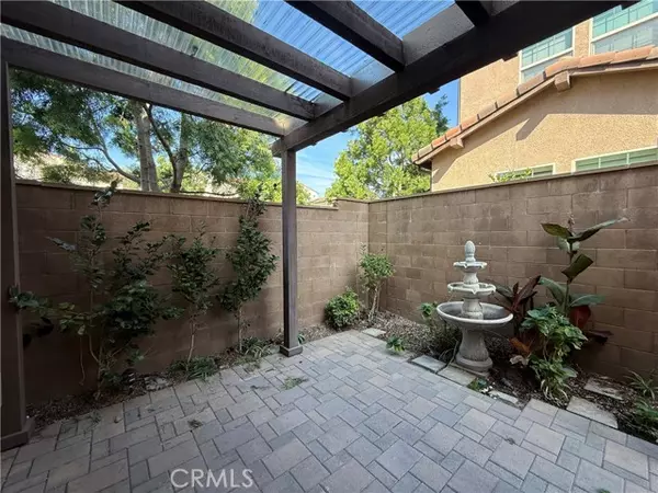 Irvine, CA 92618,173 Firefly