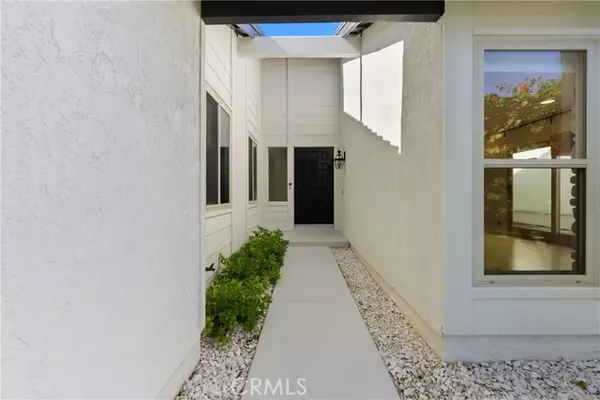 Mission Viejo, CA 92691,21691 Cabrosa