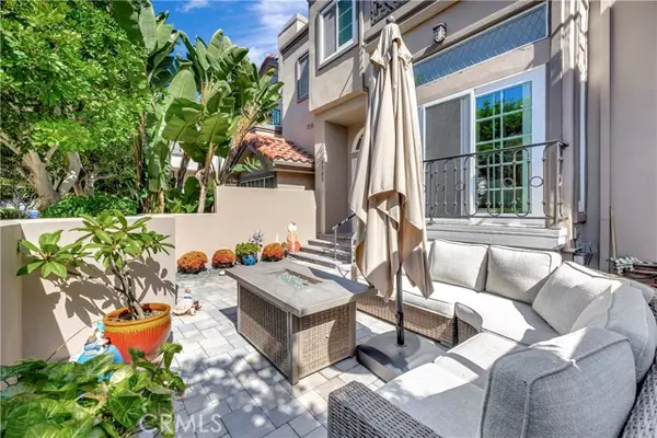 Huntington Beach, CA 92648,19305 Champion Lane