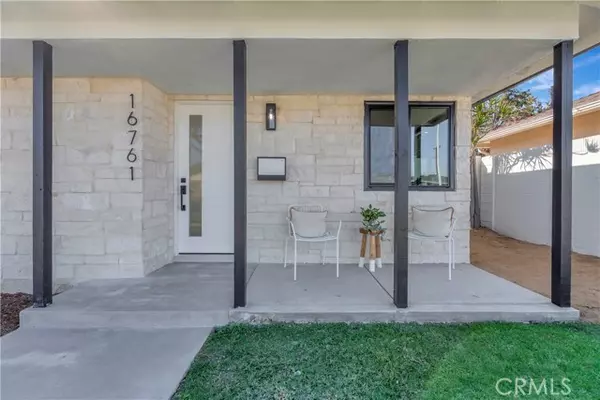 Huntington Beach, CA 92647,16761 Irby Lane