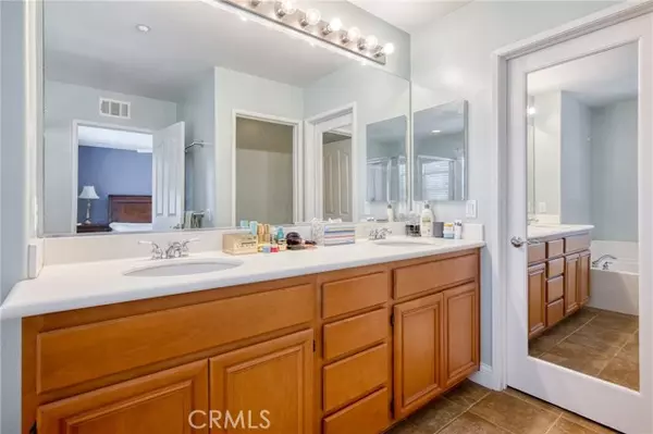 Irvine, CA 92602,50 Sapphire