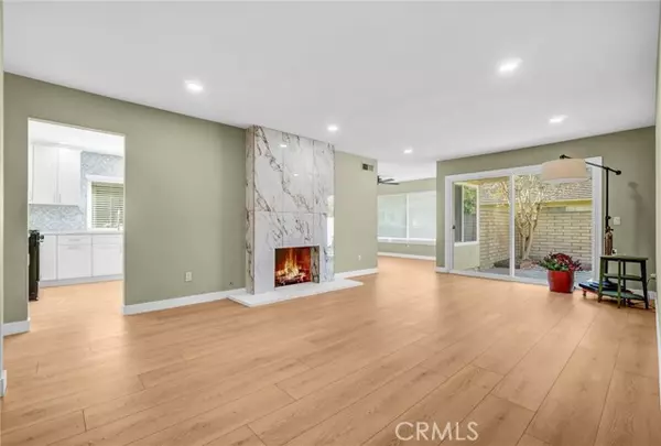 Irvine, CA 92612,8 Dogwood South