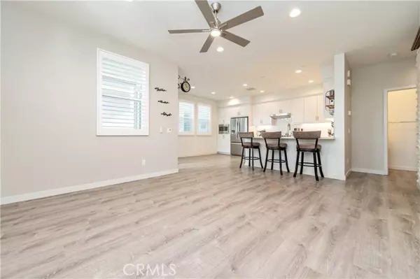 Irvine, CA 92618,109 Tenor