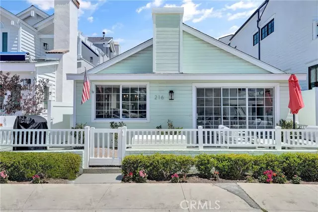 Newport Beach, CA 92662,216 Collins