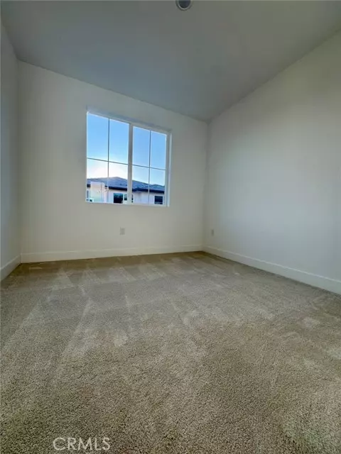 Irvine, CA 92618,245 Shoveler