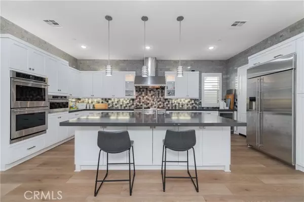 Irvine, CA 92618,53 Lunar