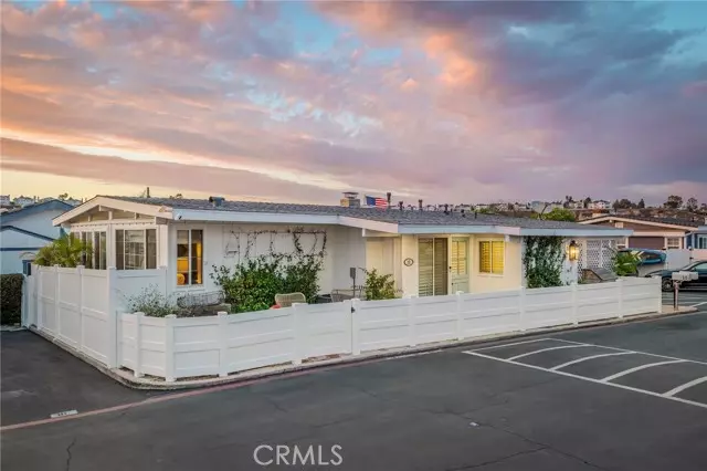 Newport Beach, CA 92660,11 Saratoga