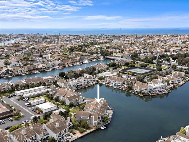 Huntington Beach, CA 92649,16103 Saint Croix