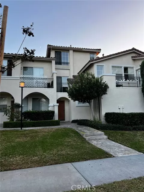 811 larkridge, Irvine, CA 92618
