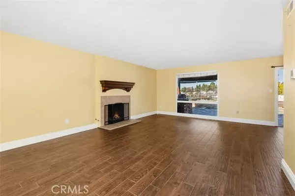 San Diego, CA 92117,3294 Atari Court