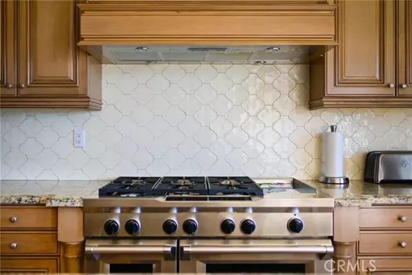 Huntington Beach, CA 92646,8438 Hibiscus