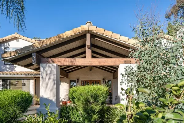 Alpine, CA 91901,2412 Deland