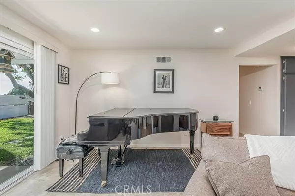 Rancho Cucamonga, CA 91701,8651 Holly Street