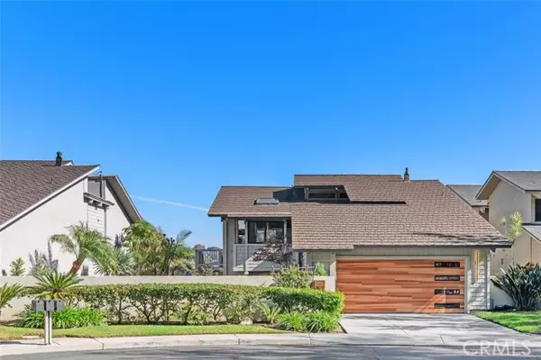 Laguna Niguel, CA 92677,18 Woodhaven