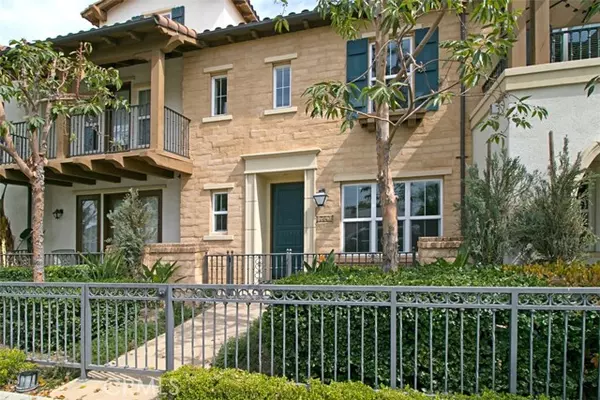 760 South Olive, Anaheim, CA 92805