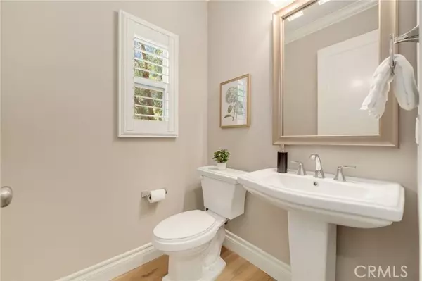 Irvine, CA 92620,56 Strawberry