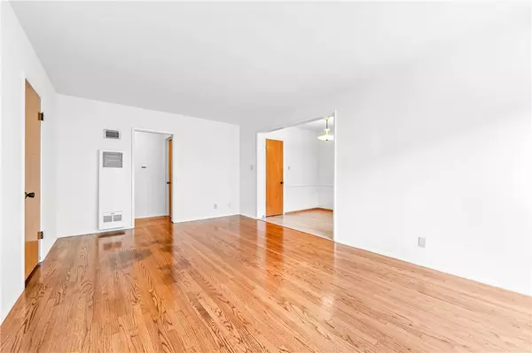 Long Beach, CA 90802,1739 East Appleton