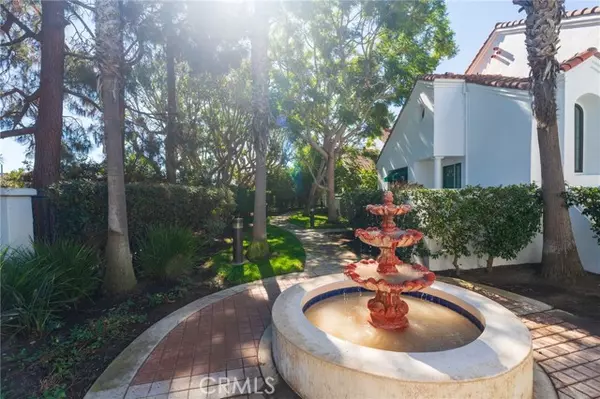 Huntington Beach, CA 92648,19562 Pompano