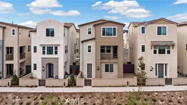 222 Heartland Way, Rancho Mission Viejo, CA 92675