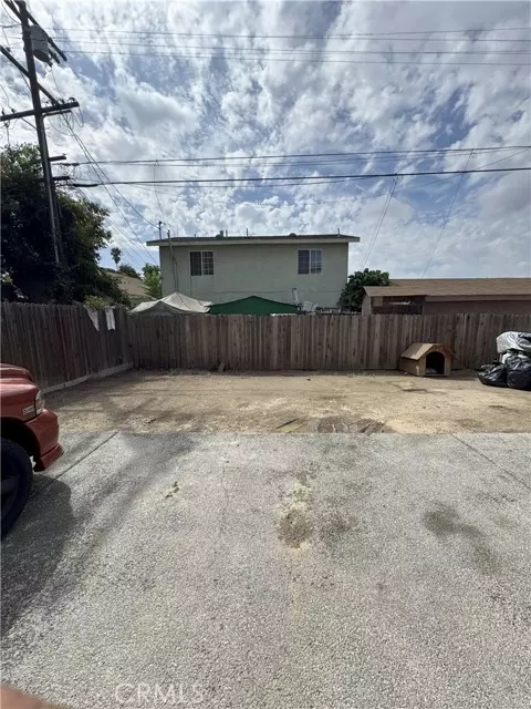 East Los Angeles, CA 90011,1192 East 48th