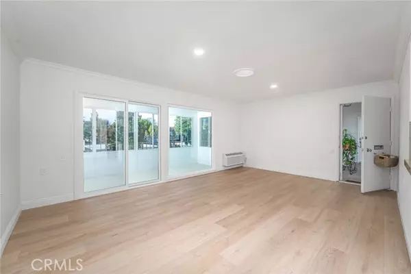 Laguna Woods, CA 92637,803 Ronda Mendoza