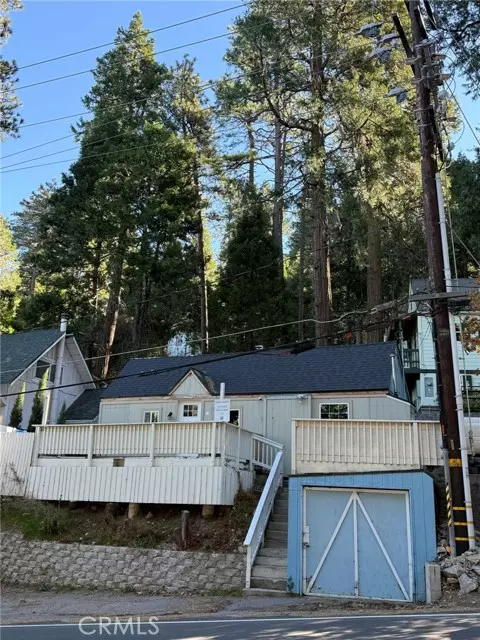 23489 Lake, Crestline, CA 92325