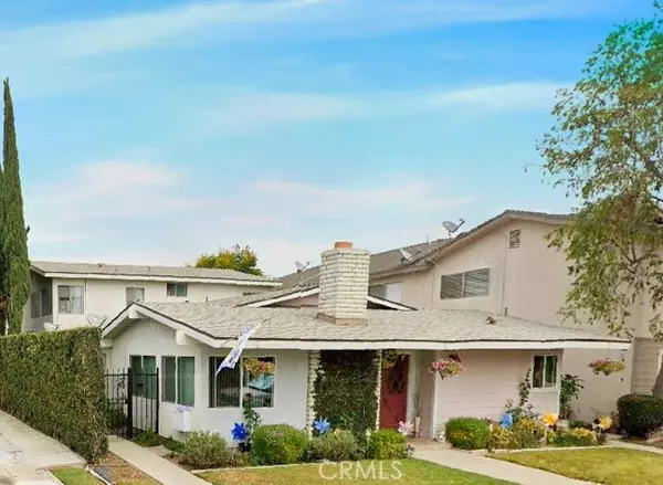 3025 East Theresa, Long Beach, CA 90814