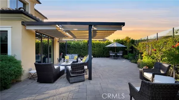 Irvine, CA 92602,343 Paradiso