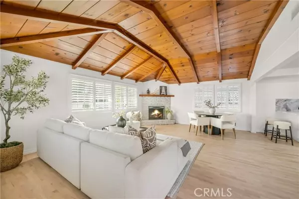 Costa Mesa, CA 92627,370 East 19th