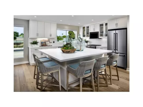 San Diego, CA 92117,4551 Misty Place