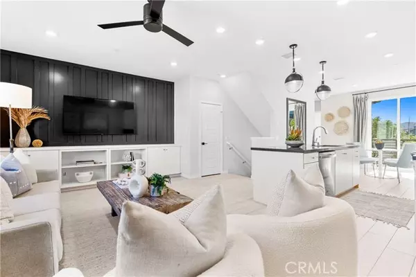 612 Prickly Pear Way, Rancho Mission Viejo, CA 92694