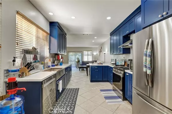 Aliso Viejo, CA 92656,9 Mosaic