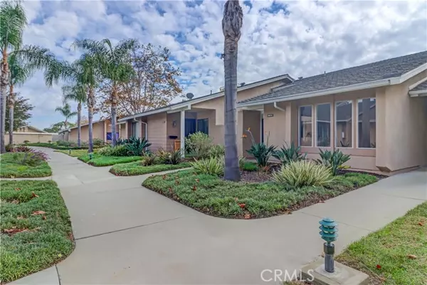 8566 Sierra, Huntington Beach, CA 92646