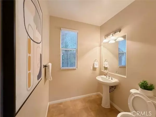 Irvine, CA 92602,6 Napa