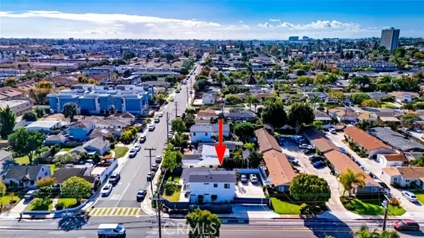 Costa Mesa, CA 92627,2097 Maple