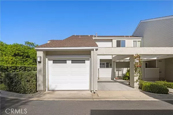 415 Deerfield, Irvine, CA 92606