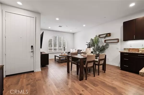 Lake Forest, CA 92630,53 Savannah