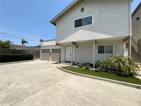 2641 Santa Ana, Costa Mesa, CA 92627