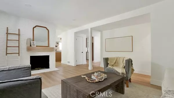 Anaheim, CA 92805,579 North Century