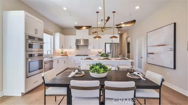 27423 Shining Willow Lane, Valencia, CA 91381