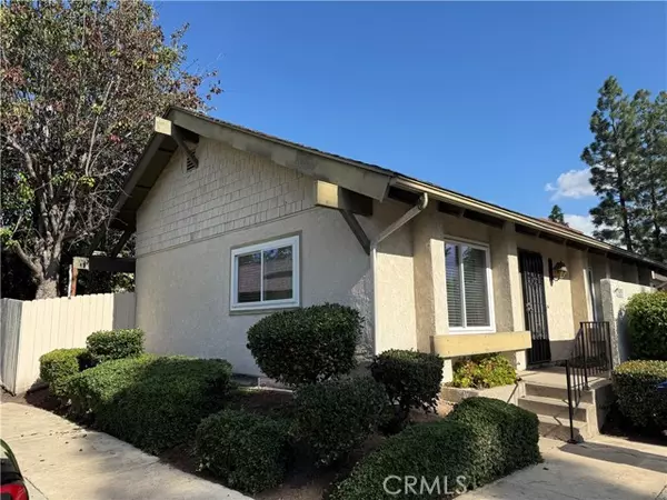 Laguna Hills, CA 92653,22901 Caminito Flores